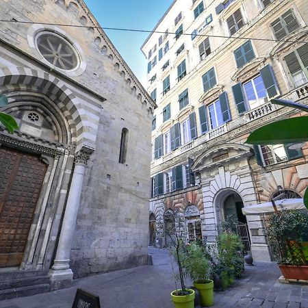 Lovely Room On Rooftops - Genovainrelax Bagian luar foto