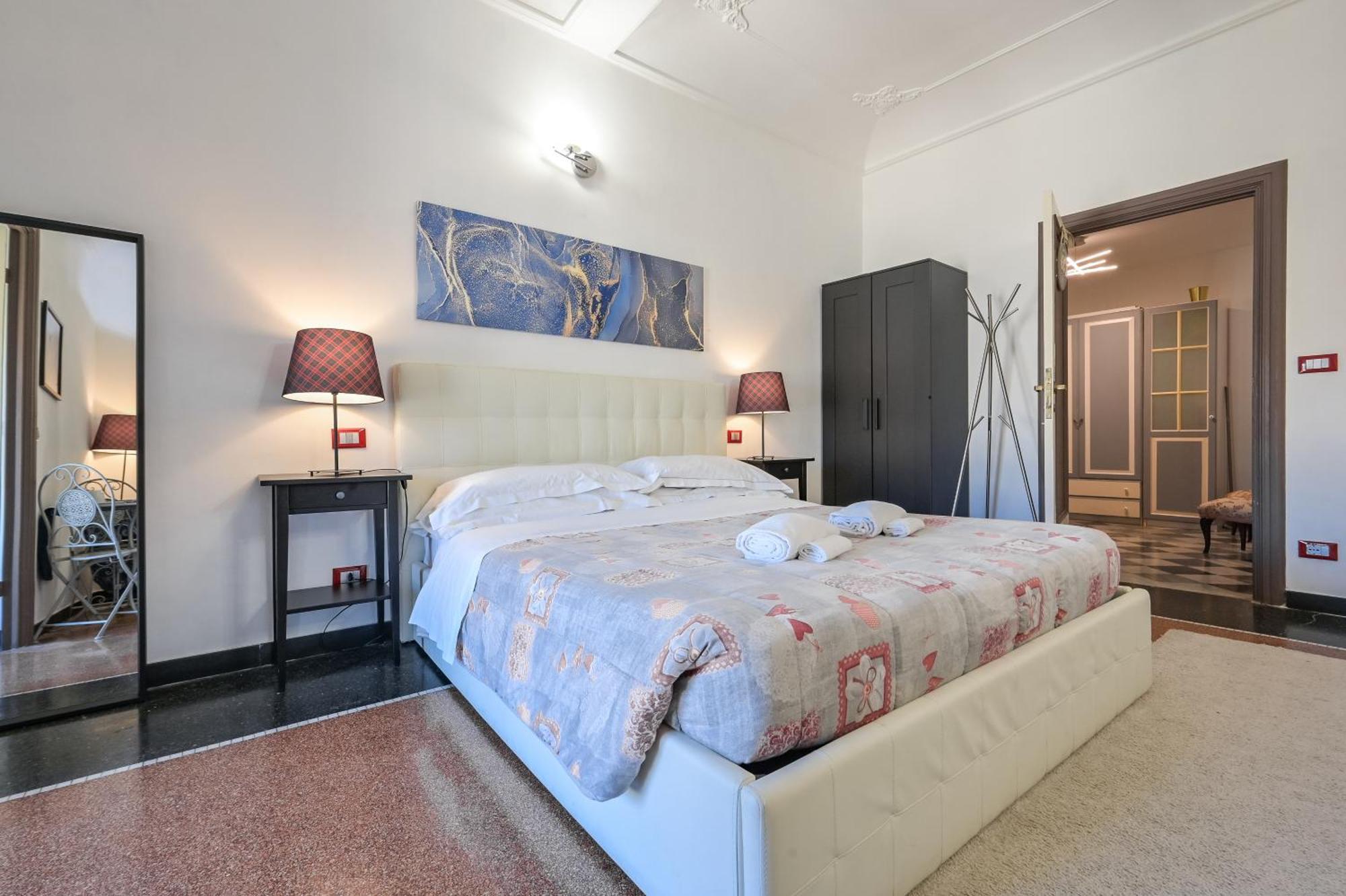 Lovely Room On Rooftops - Genovainrelax Bagian luar foto
